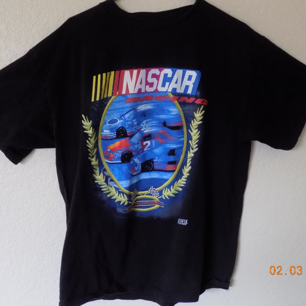Vintage look NASCAR  XL Black shirt